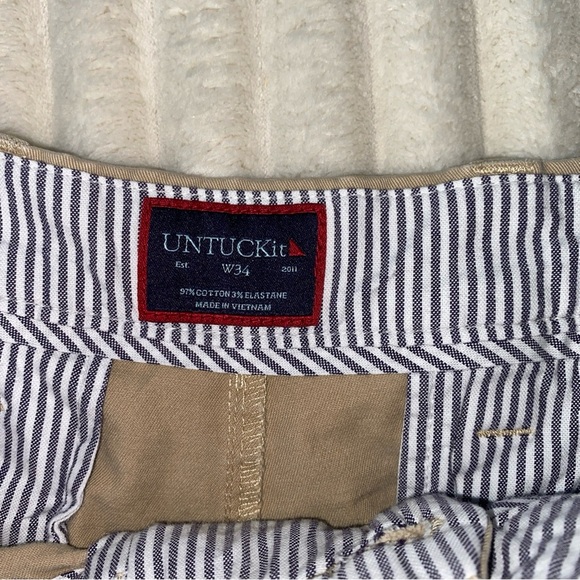 Tan Casual Shorts Untuckit Size 34 Flat front - Picture 4 of 8